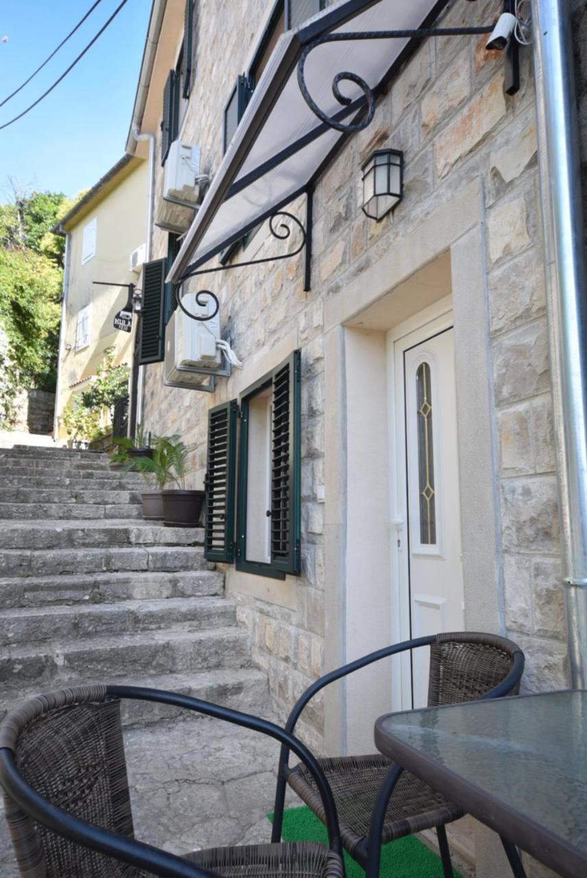 Vila Kula 1830 Apartments Herceg Novi Eksteriør billede