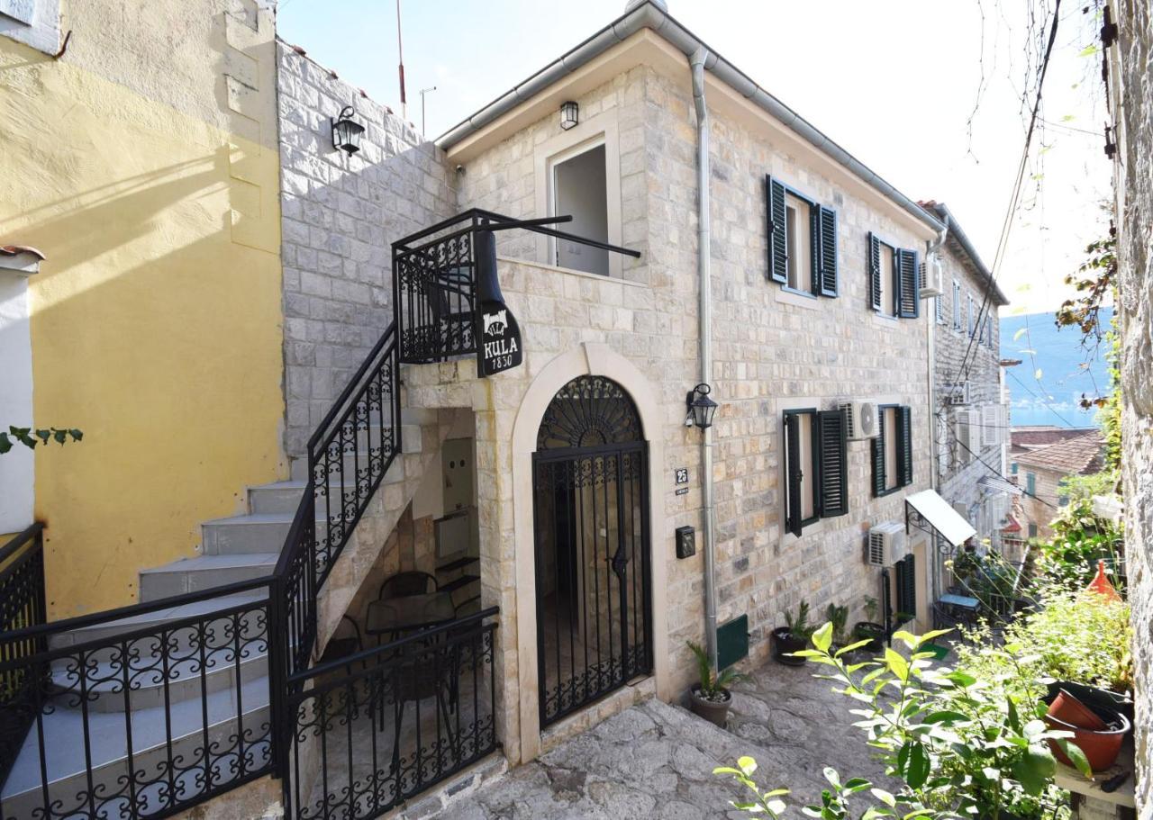 Vila Kula 1830 Apartments Herceg Novi Eksteriør billede
