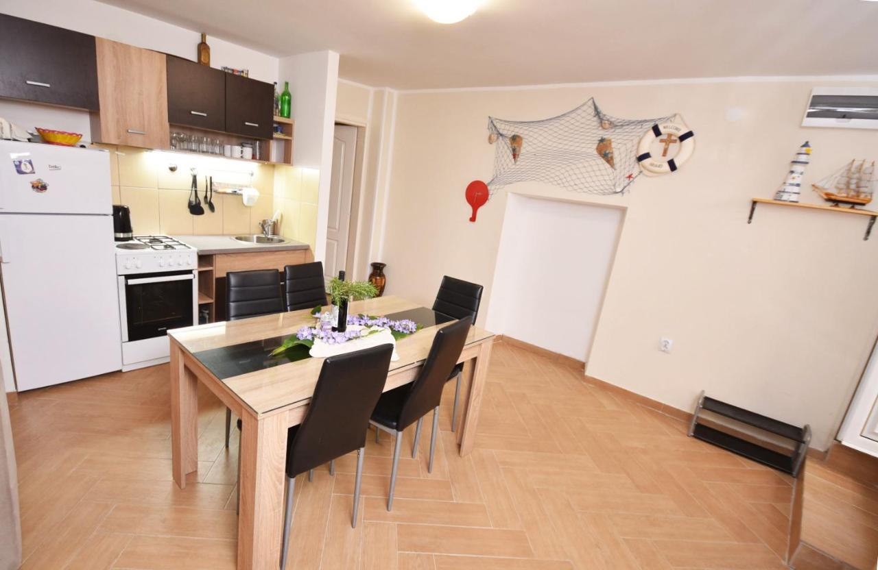 Vila Kula 1830 Apartments Herceg Novi Eksteriør billede